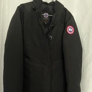 Canada goose women parka in size S